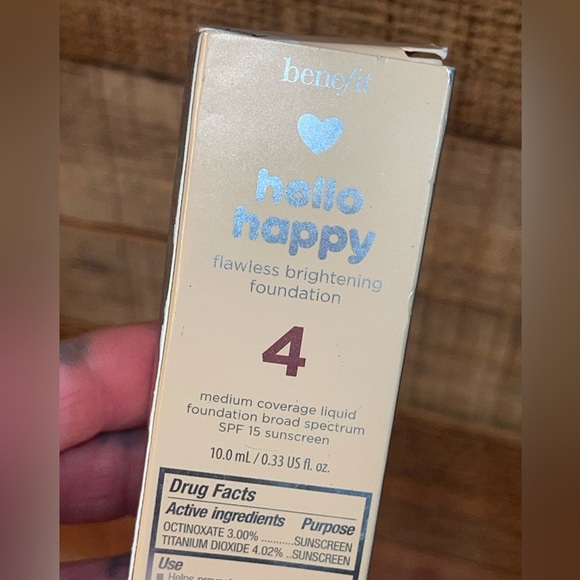 🍋Benefit Hello Happy Brightening Liquid Foundation & Revolution Lemon Blender - Picture 3 of 7